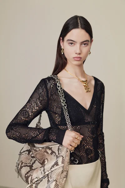 Look 11